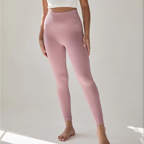 Six Stories Mauve Leggings - Picture 2 of 10